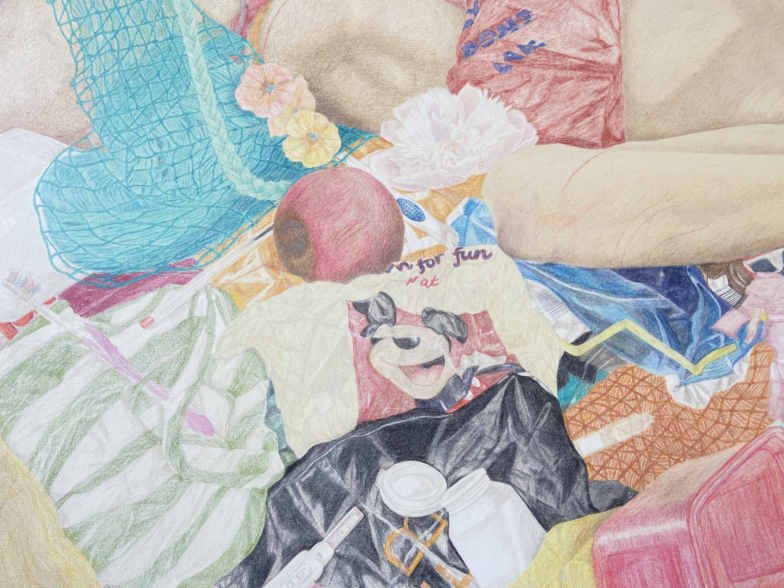 Détail du dessin Aurore, 2021-2022, crayon de couleur sur papier tendu sur châssis, 200 x 105 cm