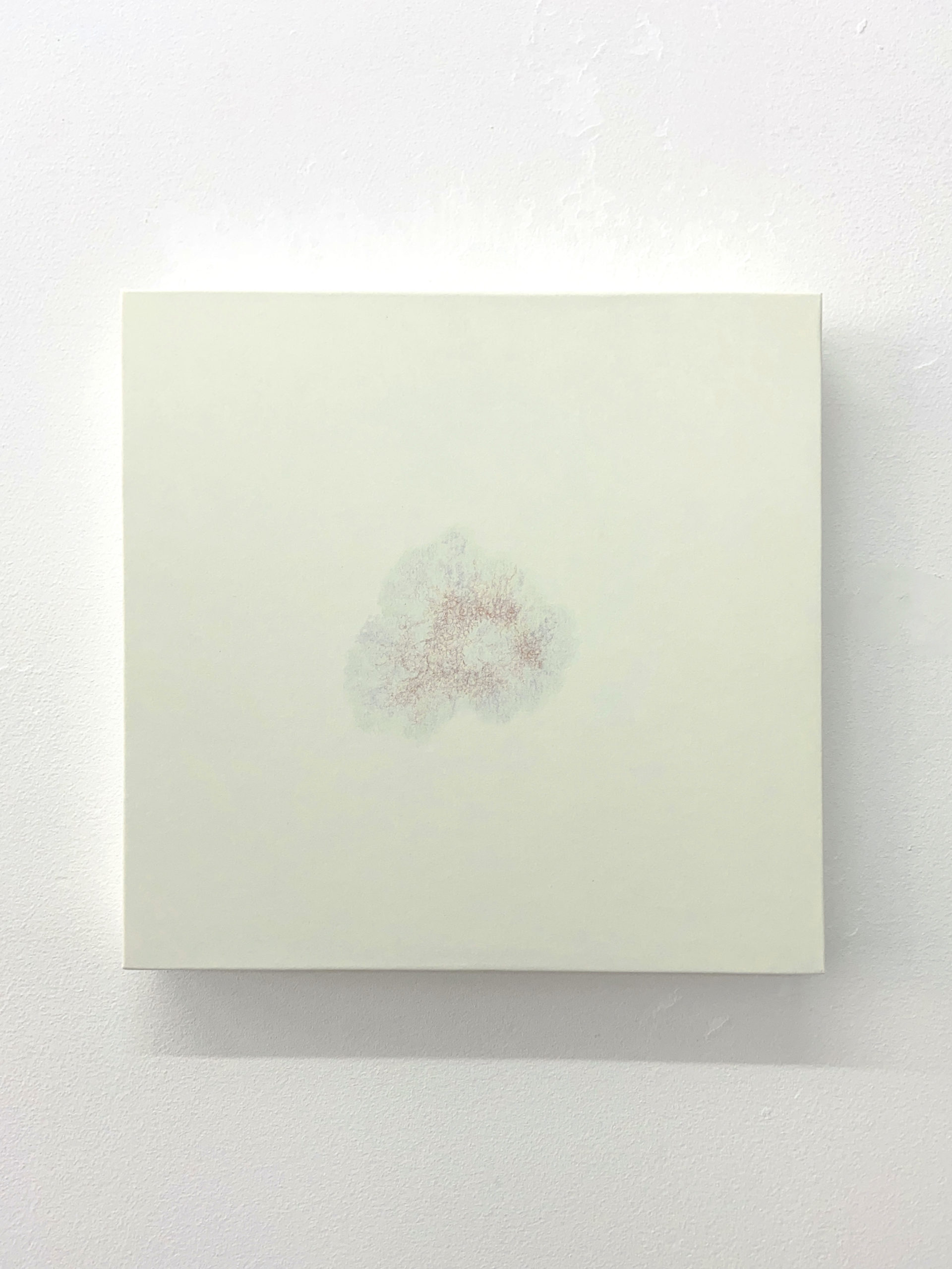 Hématome 1, 2022, crayon de couleur sur papier tendu sur châssis, 29 x 30 cm